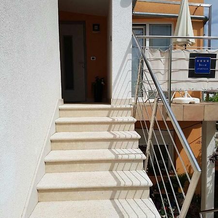 Apartment Lency Novigrad Istria Εξωτερικό φωτογραφία